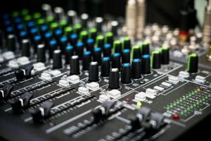 audio interface vs mixer: best gaming setup